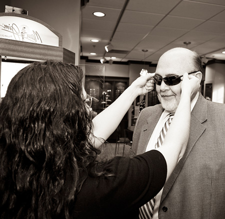 optometrist - sunglasses - eye doctor - eyeglasses optometrist - sunglasses - eye doctor - eyeglasses
